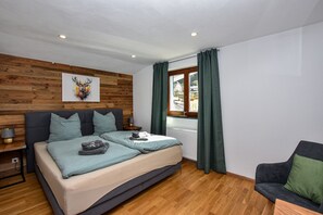 1 室のベッドルーム、WiFi、ベッドシーツ