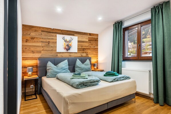 1 bedroom, WiFi, bed sheets