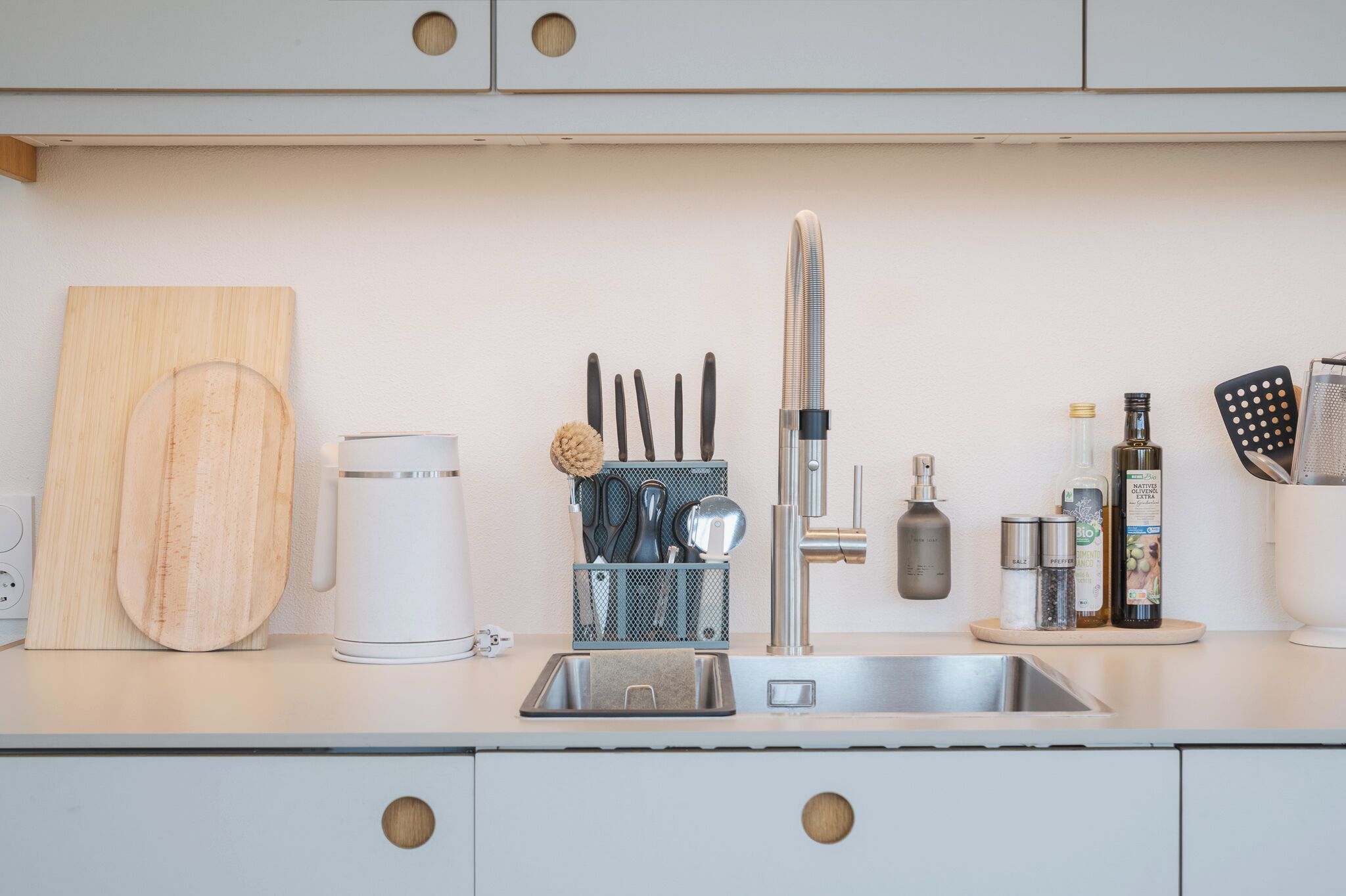 Oven, stovetop, dishwasher, eco-friendly cleaning products