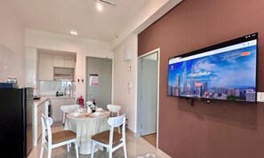 Dining - 121 Residences by manatidur (Petaling Jaya)