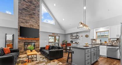 Green Wood Getaway for 18