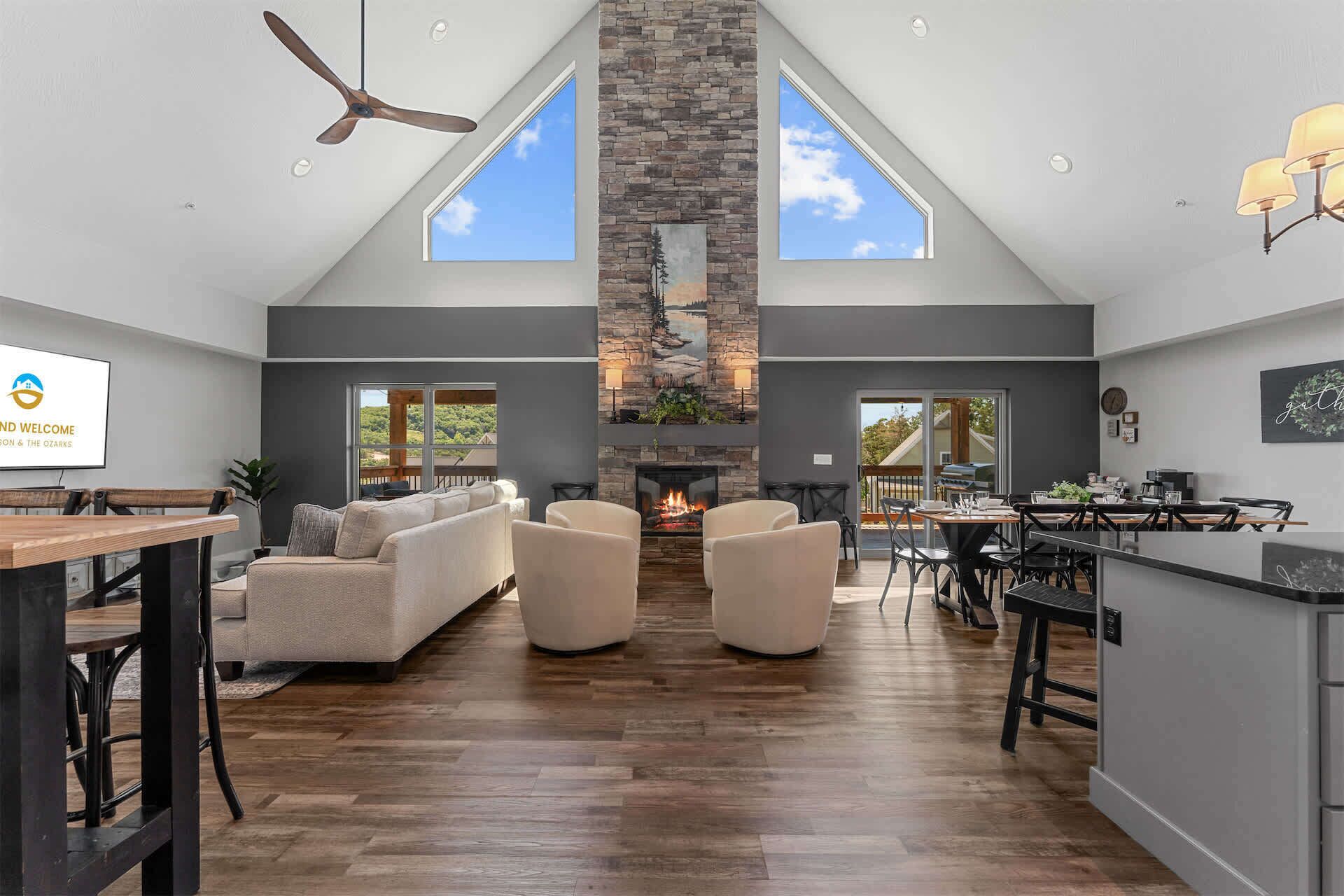Ferienhaus, Mehrere Betten, Whirlpool, Bergblick (Green Wood Getaway) | Innenbereich