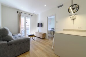 1 habitación, tabla de planchar con plancha y acceso a internet