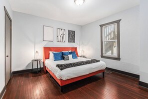 Strykejern/-brett, wi-fi og sengetøy