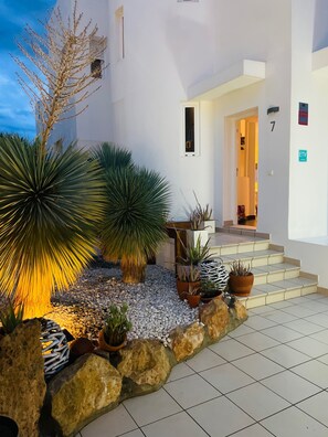 Property grounds - Casa Bonic: Villa with Sunset - seaview and pool (Sant Josep de sa Talaia)