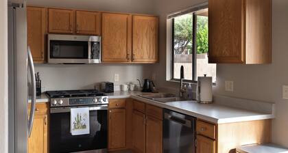 Quiet Escape- Family Getaway by Trails and Shopping