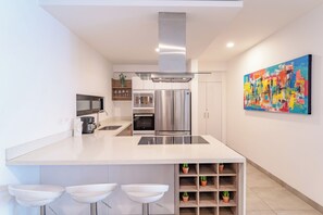 Apartment, Accessible | 3 bedrooms, Internet - Bright and Nice 3 Beds Close to 5th (Playa del Carmen)