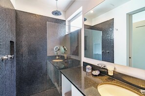 Apartment, Accessible | 2 bedrooms - Penthouse w Private Jacuzzi Steps to 5thav Beach (Playa del Carmen)