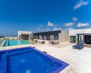 Room - Condo by the Caribbean Sea (Playa del Carmen)