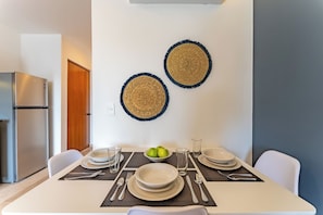 House, Accessible - Chic new Studio w Pool Steps to Beach 5th (Playa del Carmen)