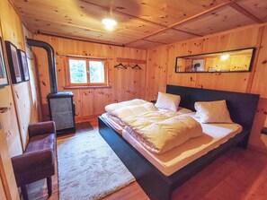 2 soverom, wi-fi (inkludert) og sengetøy