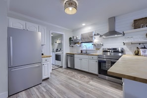 Microwave, oven, stovetop, dishwasher
