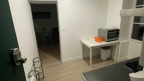 Uklassifisert bilde, 2 av 12, knapp