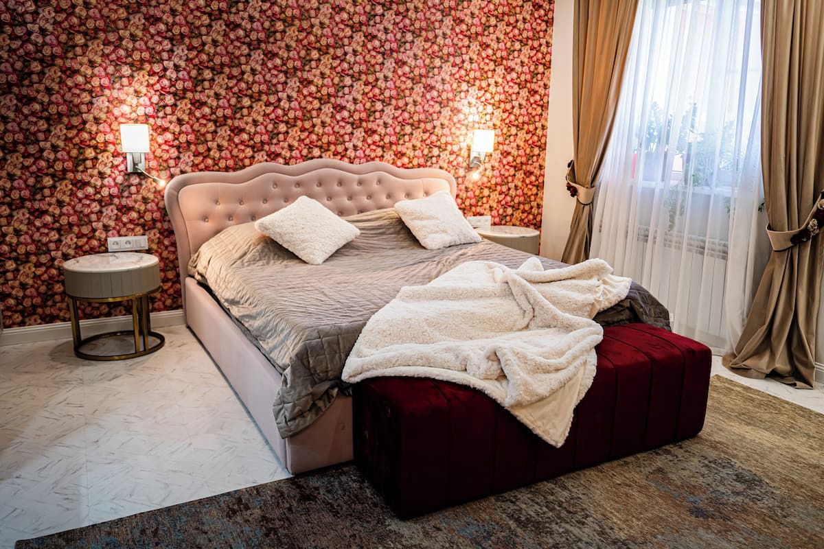 In-room safe, laptop workspace, blackout drapes, soundproofing