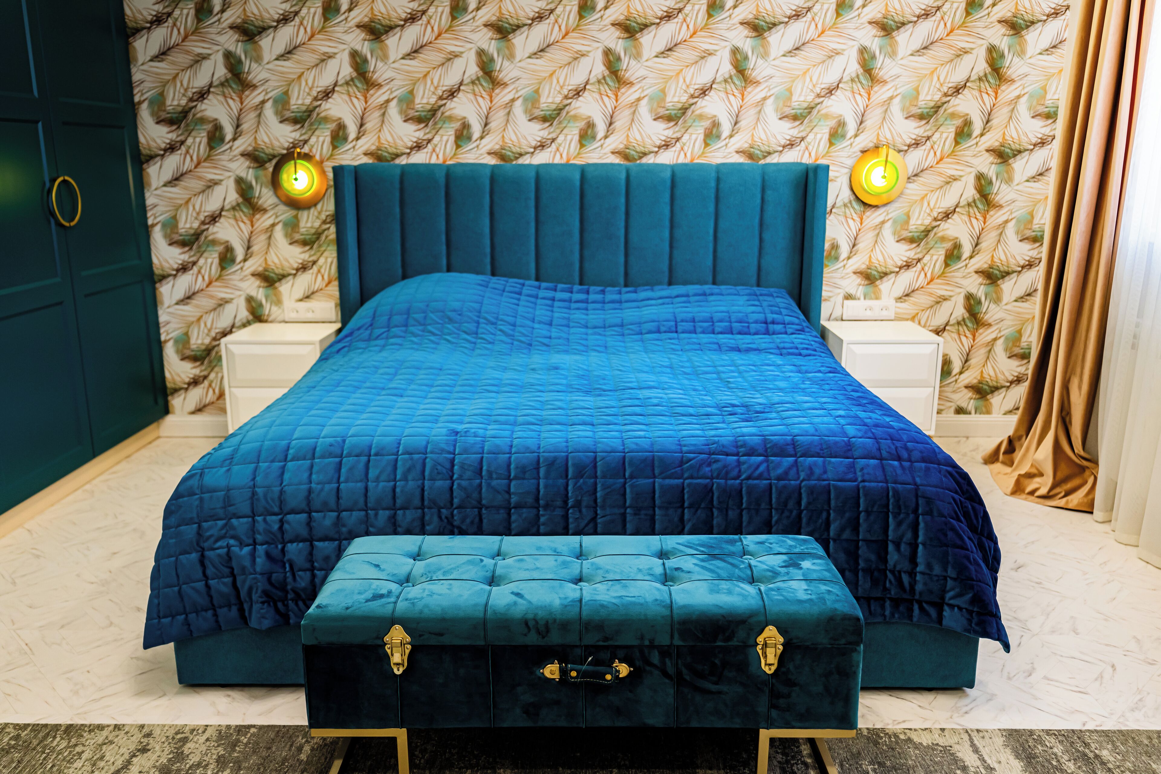 Luxury Double Room, Mountain View | In-room safe, laptop workspace, blackout drapes, soundproofing