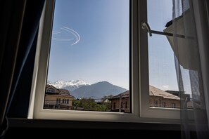 In-room safe, laptop workspace, blackout curtains, soundproofing