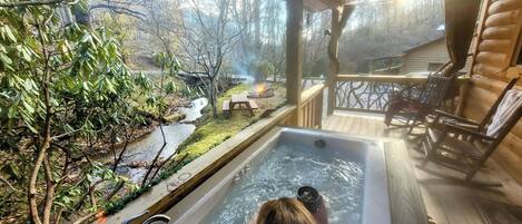 مغطس سبا خارجي