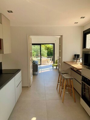 Interior - House with private pool near the sea (Roquebrune-sur-Argens)