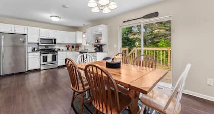 Lake George - Gore Family Getaway + Game Room