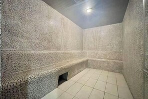 Property amenity - KL Gateway Residences Near LRT & Mid Valley by Seeblings Home (Kuala Lumpur)