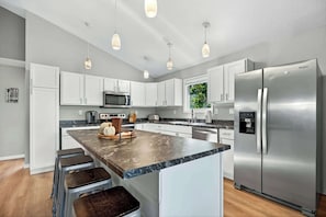 Casa, varias camas, balcón, vista al jardín (Greens and Gators) | Cocina privada