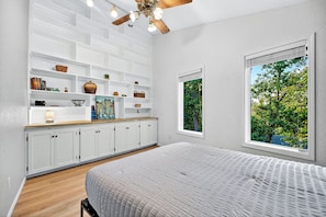 Casa, varias camas, balcón, vista al jardín (Greens and Gators) | 7 habitaciones, decoración personalizada y muebles diferentes