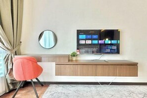 Room - Molek Regency By Stayrene (Plentong)