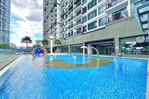 Unclassified image, 2 of 11, button - Molek Regency By Stayrene (Plentong)