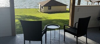 Spacious 5-bedroom house on Lake Butte des Morts in lovely Menasha.