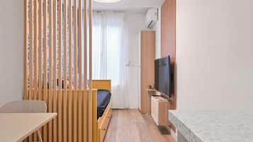 Ferros/tábuas de passar roupa, Wi-Fi, roupa de cama