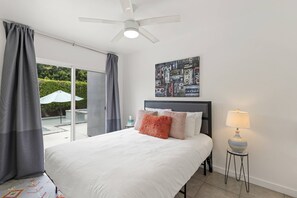 3 bedrooms, desk, free WiFi, bed sheets