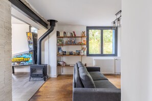 Interior - Holiday Home “Les Petits Logis De L'Écluse” Near Beauval (Noyers-sur-Cher)