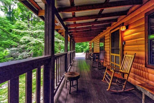 Cherokee Hunt Lodge at Panther Creek Lodge