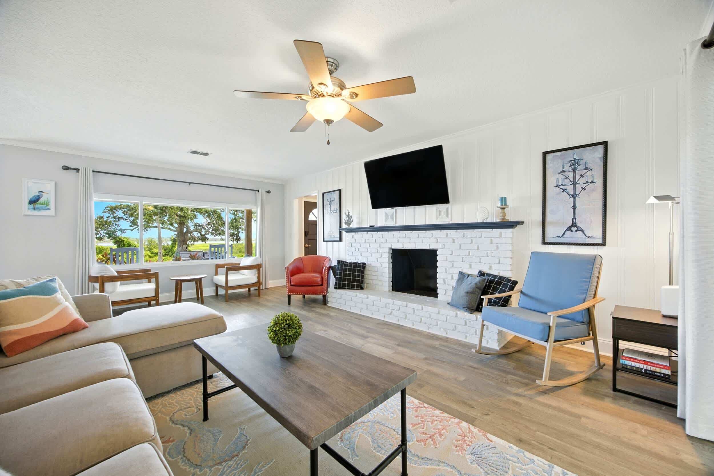 Talo, useita sänkyjä, patio, jokinäköala (The Heron House) | Oleskelualue