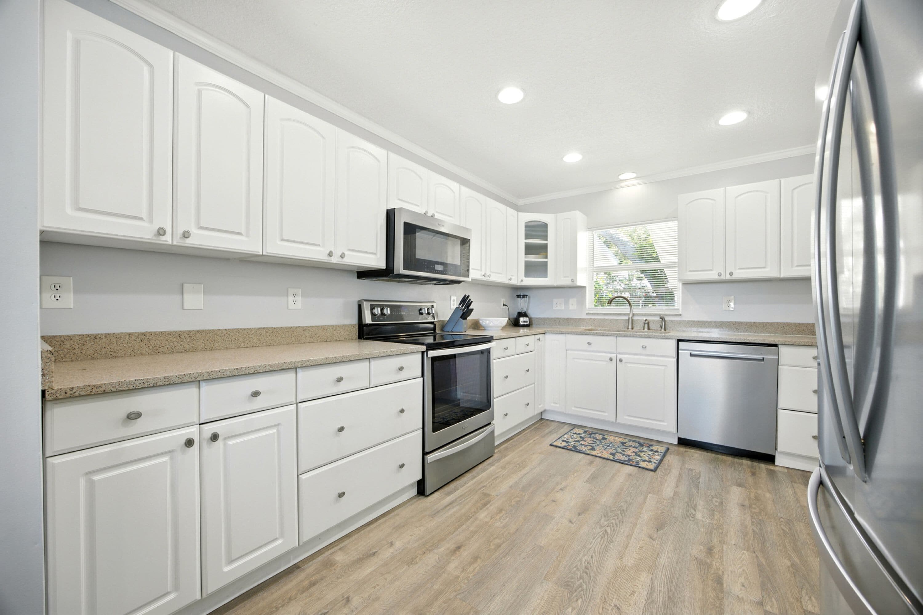 House, Multiple Beds, Patio, River View (The Heron House) | Private kitchen