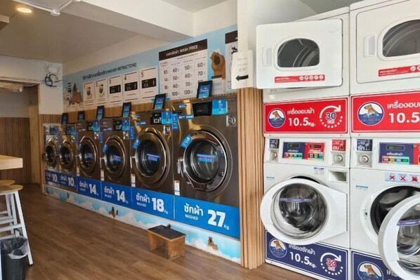 Interior - Asleep2 (Bangkok)