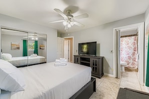 3 bedrooms, iron/ironing board, free WiFi, bed sheets