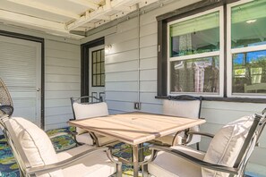 屋外ダイニングエリア