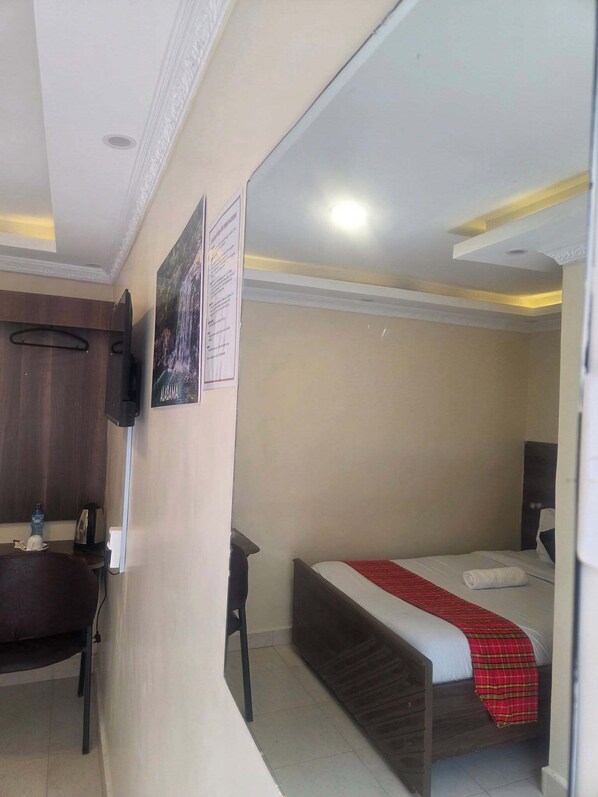 Deluxe Double Room | Free WiFi