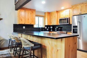 Microwave, coffee/tea maker