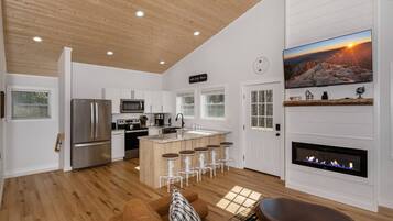 House, Smoking | 4 bedrooms