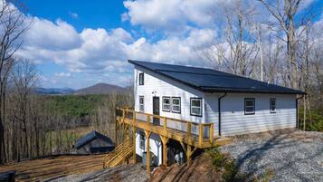 Nhà | 4 phòng ngủ