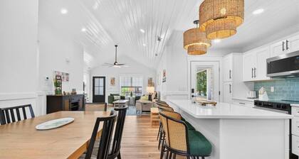 New Listing Lux Beach House Dog Friendly