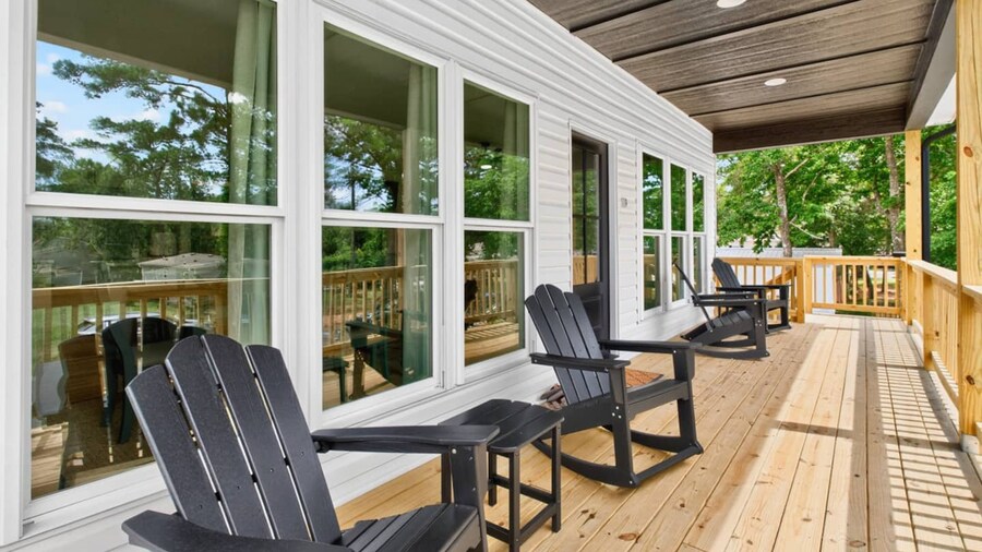 New Listing Luxury House 5 Min Walk to Beach