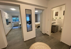 1 camera, Wi-Fi, lenzuola