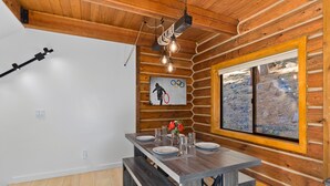 Unclassified image, 4 of 21, button - Podium House 2 Mammoth Lakes w/ Views - 5 Stars! (Mammoth Lakes)