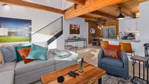 Unclassified image, 3 of 21, button - Podium House 2 Mammoth Lakes w/ Views - 5 Stars! (Mammoth Lakes)