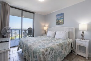 2 chambres, fer et planche à repasser, accès au Wi-Fi (inclus)