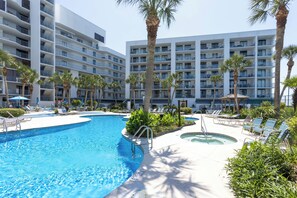 A heated pool - GSSSR 502C- Book 30+ Days This Winter & Get A $50 Gas Card! (Gulf Shores)