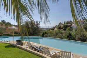 Uklassifisert bilde, 2 av 55, knapp